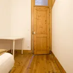 Rent 2 bedroom apartment in Lisbon