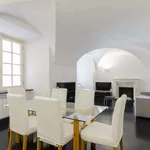 Rent 1 bedroom apartment in Genoa