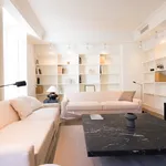 Rent 3 bedroom apartment of 202 m² in Madrid