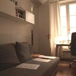 Rent 1 bedroom apartment of 59 m² in Paris
