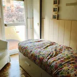 Rent a room in Madrid']