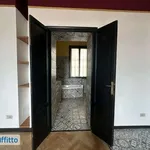 Rent 4 bedroom apartment of 152 m² in Milan