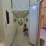 Affitto 3 camera appartamento di 70 m² in Naples