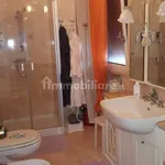 Rent 3 bedroom apartment of 110 m² in Bari