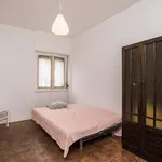 Rent a room in lisbon