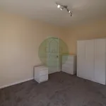 Rent 2 bedroom house in Leeds