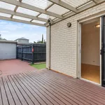 Rent 1 bedroom apartment in Thornbury