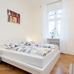 Rent 4 bedroom apartment of 160 m² in Berlin