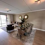 Rent 3 bedroom apartment of 122 m² in Johannesburg