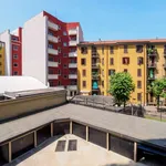 Rent a room of 150 m² in milan