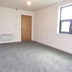 Rent 2 bedroom flat in Stoke-on-Trent