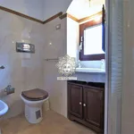 Rent 8 bedroom apartment of 105 m² in Noto