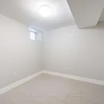 Rent 3 bedroom house in Toronto