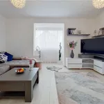 Rent 3 bedroom apartment of 78 m² in Brașov