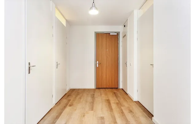 Huur 3 slaapkamer appartement van 94 m² in Zesgehuchten