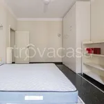 Rent 3 bedroom apartment of 90 m² in Genova