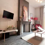 Rent 1 bedroom apartment of 95 m² in brussels