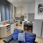 Rent 5 bedroom flat in Leicester