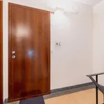 Rent 2 bedroom apartment in Porto