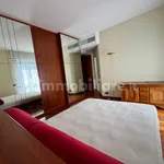 Rent 2 bedroom apartment of 75 m² in Milan