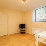 Rent 1 bedroom house in Wakefield