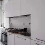 Rent 1 bedroom apartment of 50 m² in milan