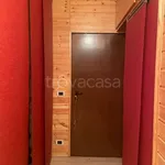 Rent 4 bedroom house of 90 m² in Corteno Golgi