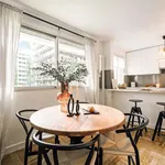 Appartement de 74 m² avec 4 chambre(s) en location à Paris