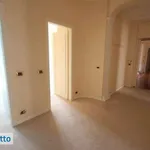 Affitto 5 camera appartamento di 195 m² in Milan