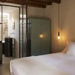 Rent 6 bedroom house in Ibiza