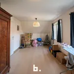 Maison de 672 m² avec 4 chambre(s) en location à Loppem