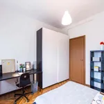 Rent a room of 113 m² in Milan