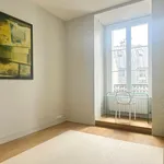 Rent 1 bedroom apartment of 53 m² in Paris