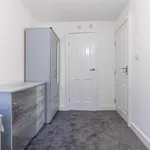 Rent 5 bedroom apartment in West Midlands