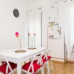 Rent a room of 334 m² in Milan