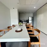 Rent 2 bedroom apartment of 141 m² in Bangkok