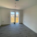 Rent 4 bedroom flat in South East England