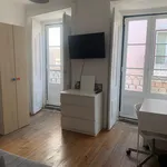 Rent 1 bedroom apartment in Lisbon