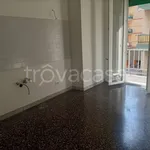 Affitto 5 camera appartamento di 113 m² in Albisola Superiore