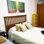 Rent a room in Valencia']