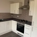 Rent 2 bedroom flat in Wakefield