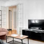 Rent 3 bedroom apartment of 100 m² in paris