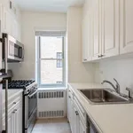 Rent 1 bedroom apartment of 72 m² in Manhattan