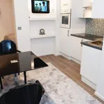 Rent 1 bedroom apartment of 25 m² in Paris