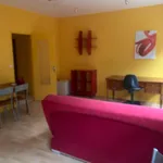 Appartement de 30 m² avec 1 chambre(s) en location à REIMS