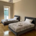 Rent 3 bedroom apartment in Turin