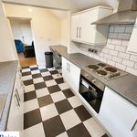 Rent 4 bedroom house in West Midlands