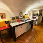 Rent 4 bedroom apartment of 86 m² in Genova