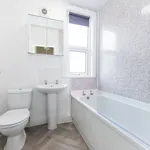 Rent 4 bedroom house in Leeds