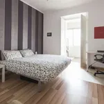 Rent a room in lisbon